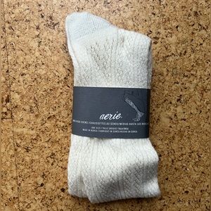NWT Aerie Women’s cream and silver knee high socks one size